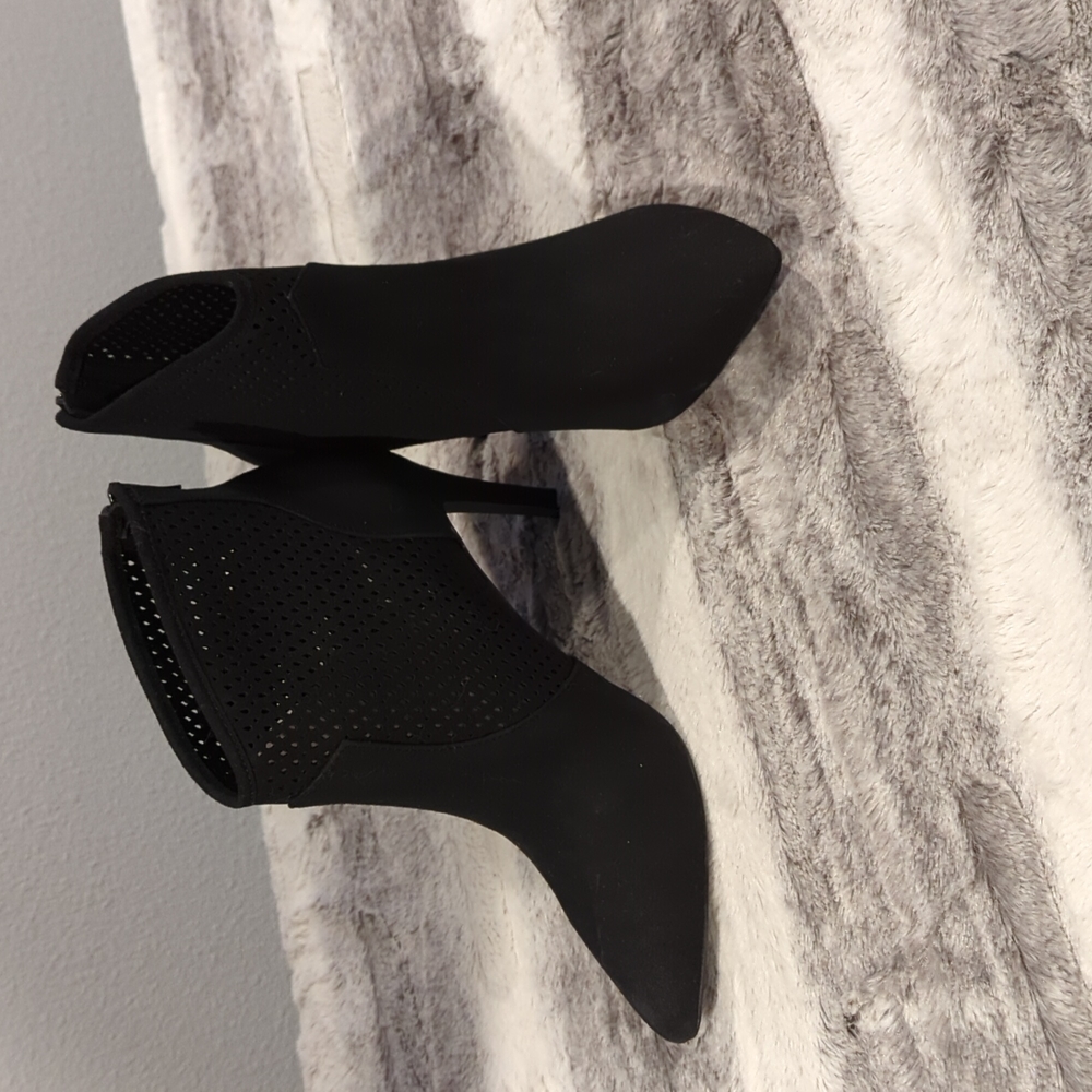 Call it Spring Boots Size 8 - Picture 2 of 5